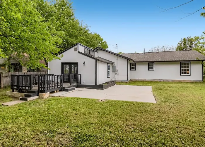 The Hiatus, Round Rock, Ideal For Family Or Work Holiday home Round Rock