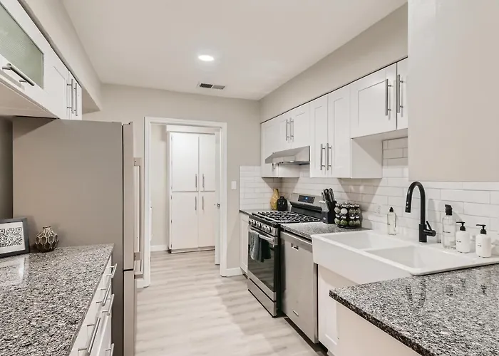 The Hiatus, Round Rock, Ideal For Family Or Work *