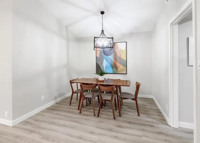 The Hiatus, Round Rock, Ideal For Family Or Work *
