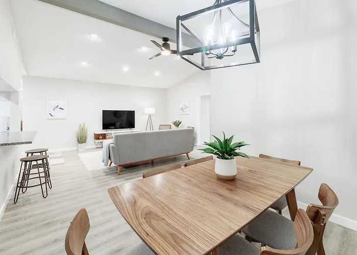 The Hiatus, Round Rock, Ideal For Family Or Work Holiday home Round Rock