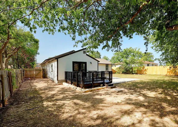 The Hiatus, Round Rock, Ideal For Family Or Work Holiday home Round Rock