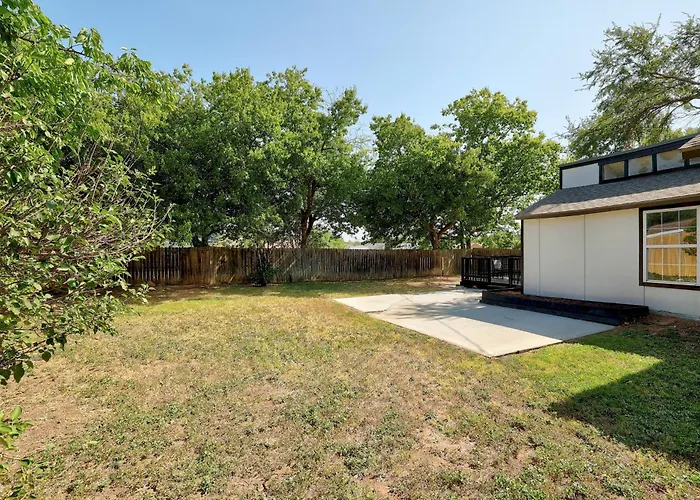 The Hiatus, Round Rock, Ideal For Family Or Work *